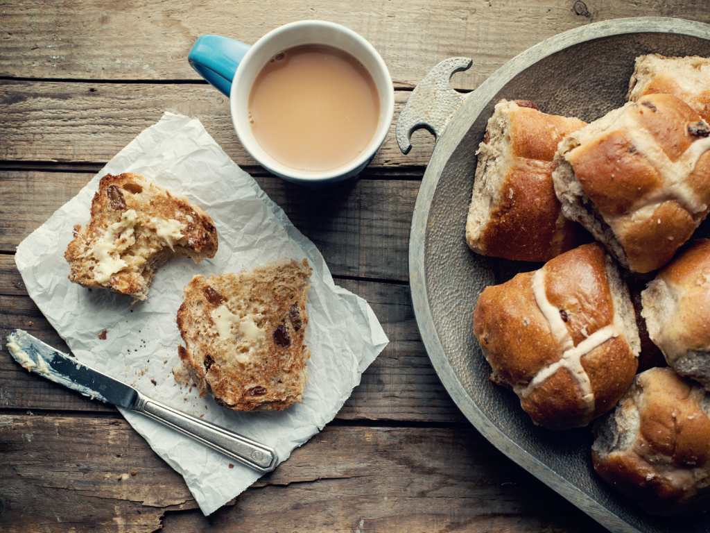 Traditional Hot Cross Buns