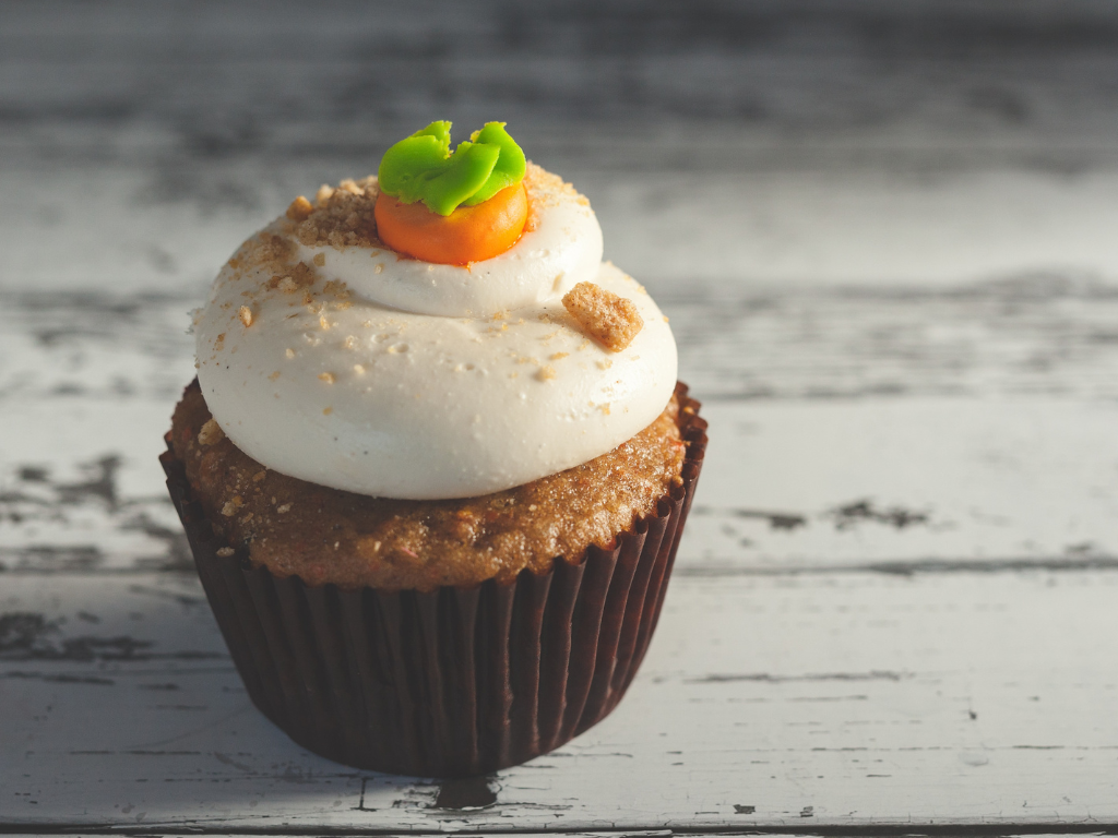 Carrot Cake Cupcakes with Cream Cheese Frosting