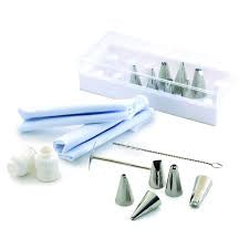 18 pc Deluxe Decorating Set