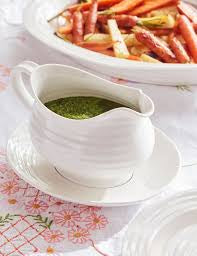 Sophie Conran Gravy Boat & Stand