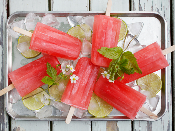 Strawberry Prosecco Popsicles