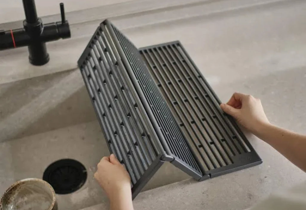 Platform Folding Over-Sink Drainer
