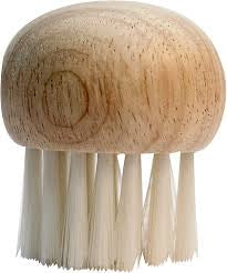 Mushroom brush