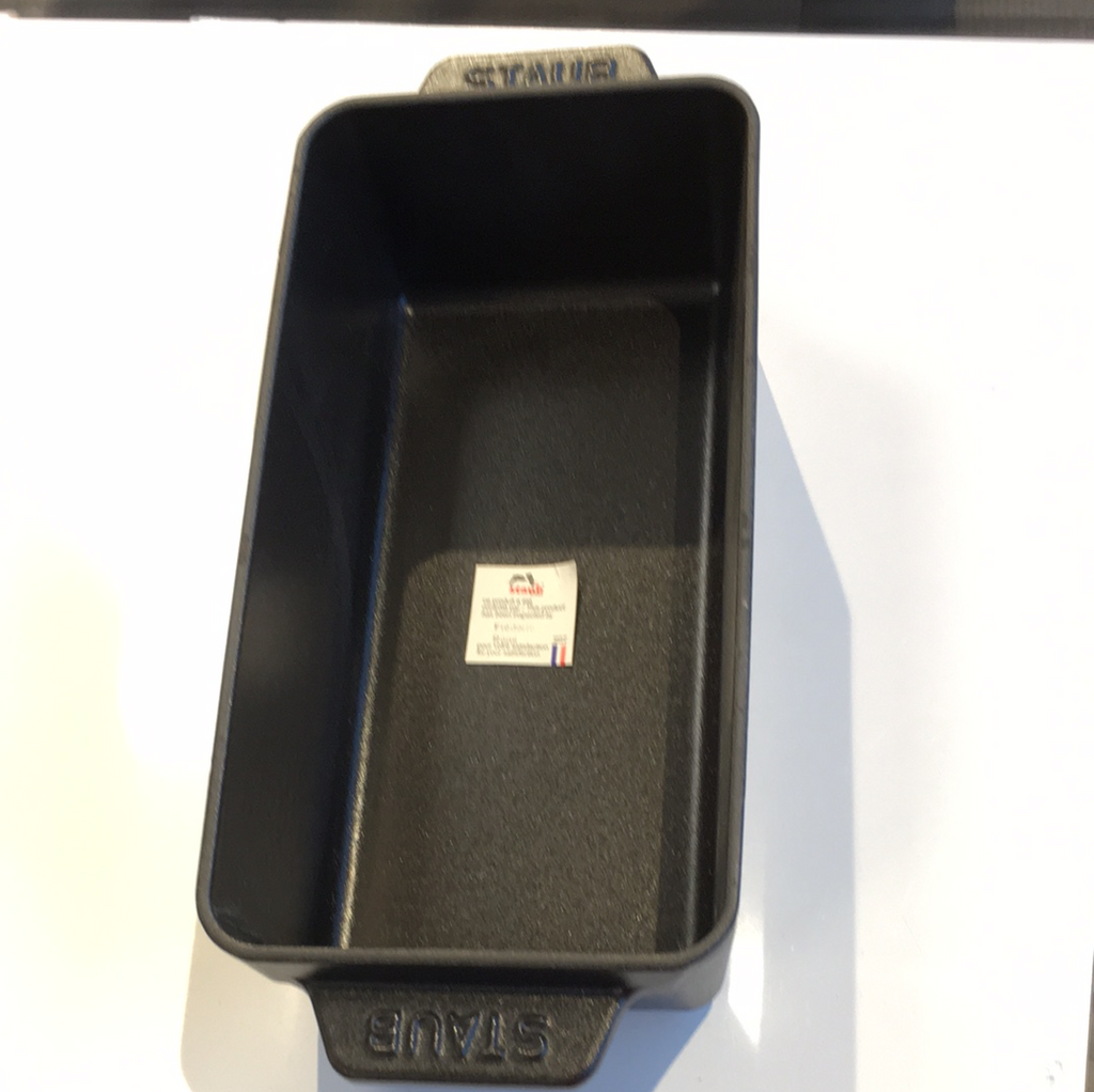 Staub loaf pan cheap