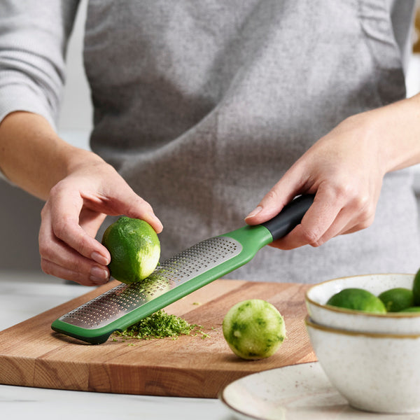 Joseph Joseph grip grater