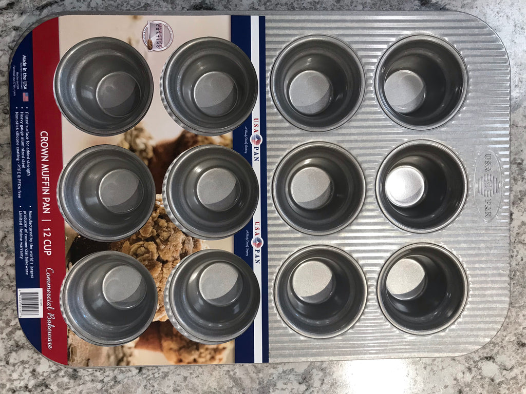 USA Pan Bakeware Nonstick Crown Muffin Pan, 12 Cup